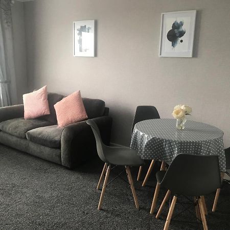 Home Comforts Near Dundee City Centre Buitenkant foto