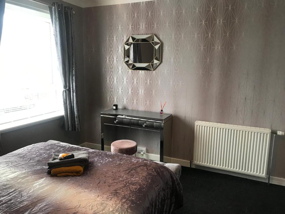 Home Comforts Near Dundee City Centre Buitenkant foto